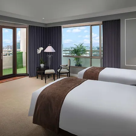 Sofitel Saigon Plaza Hotel Ho Chi Minh City Exterior photo